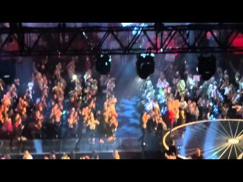 One Direction - Steal My Girl + Selfie Swedish Idol 5/1-14