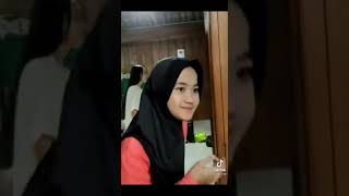 Download lagu Yeni inka dan Yesa oktavia #yeniinka#shorts #yeniinkaterbaru2022 mp3