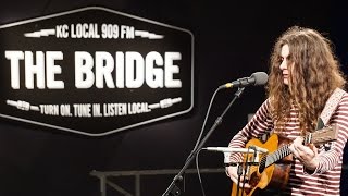 Kurt Vile - &#39;Dust Bunnies (Acoustic)&#39; | The Bridge 909 in Studio