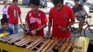 Amazing Filipino music using a self-made bamboo in