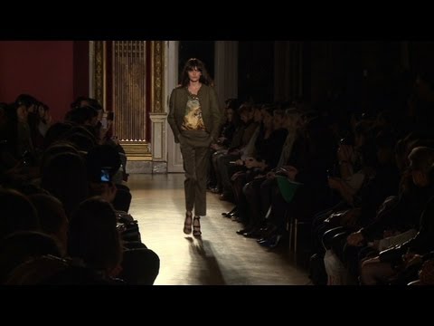 Paris / Barbara Bui Prêt-à-Porter Automne/Hiver 2012/13 (défilé)