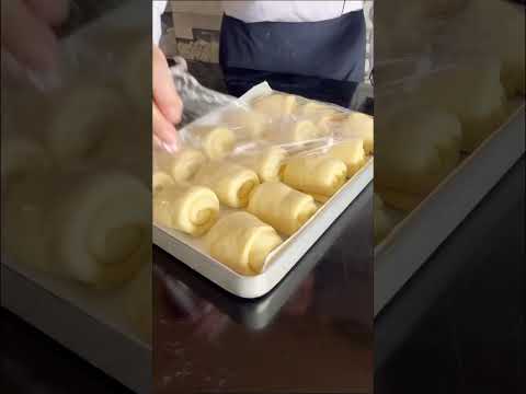 Bulka  #tatlıtarifleri #kolayyemek #dessert #beyazçikolata #cake#recipe #food #pratiktarifler #çilek