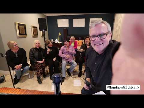 It's a #MondaysWithMark sing-along and we're LIVE