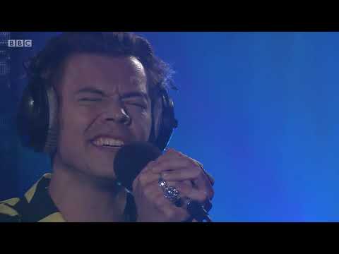 download lagu mp3 mp4 Bbc Radio 1 Live Lounge 2017, download lagu Bbc Radio 1 Live Lounge 2017 gratis, unduh video klip Bbc Radio 1 Live Lounge 2017