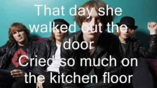 The Vines A Girl I knew Lyrics