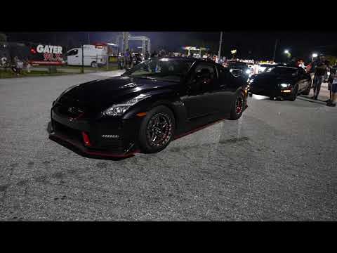 Nismo GTR vs camaro ZL1