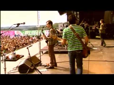 Weezer - 01 - In the garage (live Rock am Ring 2005)
