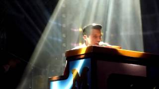 MIKA - Porcelain - London Palladium 5-JUNE-2016