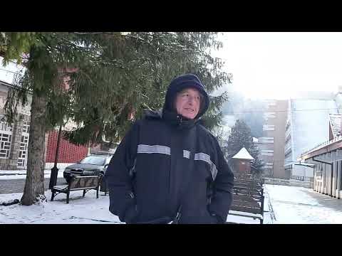 Izvoare, pensiuni, parcuri, baza de tratament din Băile Tușnad. Piscina cu apă sărată de la cazare.