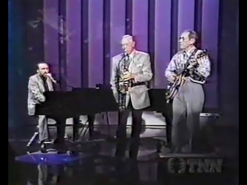 Ray Stevens, Chet Atkins, & Boots Randolph - "Yakety Sax/Axe" (Live on Nashville Now, 1993)