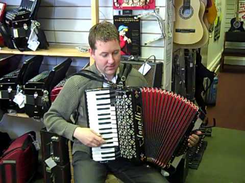 Mark plays a 2nd Hand Jonelli 72 Bass Accordion @ Hobgoblin Music Birmingham