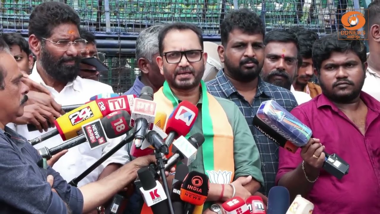 "ഏറ്റവും വലിയ കൊള്ള വിദ്യാഭ്യാസ രംഗത്തെ പിണറായി സർക?