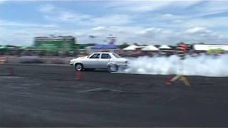 preview picture of video 'Corowa Autofest - Outlaw class final'
