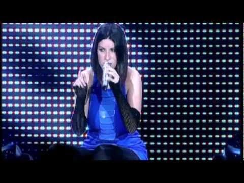 Laura Pausini - La Soledad (live).