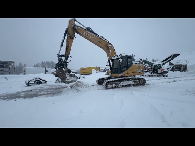 1472757 Grävmaskin Liugong 922 E -2013