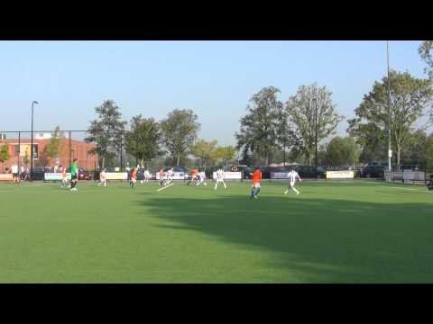 3.Nieuwkoop E1 - Woerden E1 aanval Nieuwkoop.MTS