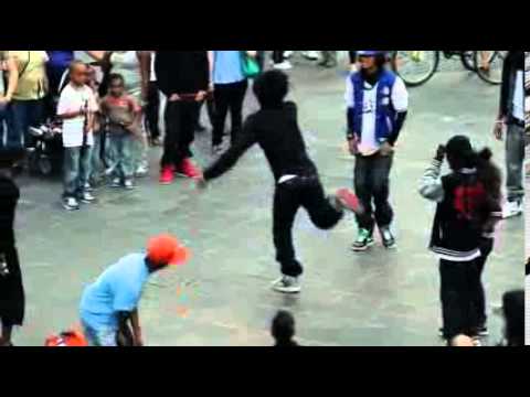 LES TWINS  Red Cafe   I'm Ill feat  Fabolous iPod classic