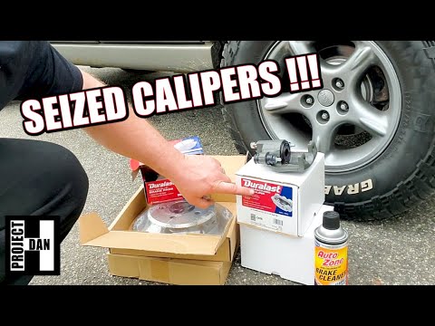 JEEP BRAKES SEIZED!!! ZJ REAR CALIPER REPLACEMENT & BRAKE BLEED
