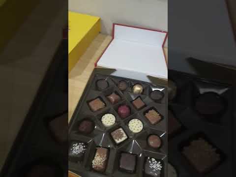 Unboxing Belgian chocolate #yummy#beautiful 😋