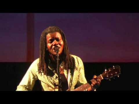 Tracy Chapman Live - Talking about a revolution - Munich