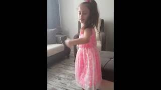 Evlenmene Bak İrem Derici hayranı  Şehrinaz yorumu