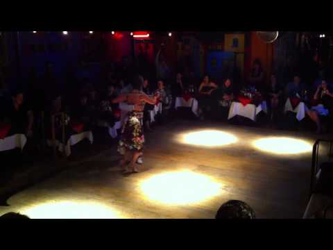  Santiago Castro  and  Virginia Pandolfi  are  dancing  to  the  milonga  "  Milonga De Los Fortines  "
