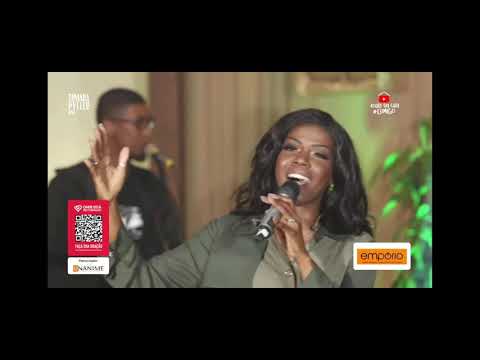 TAMARA PYLLER E PEDRO HENRIQUE CANTANDO ME AMA