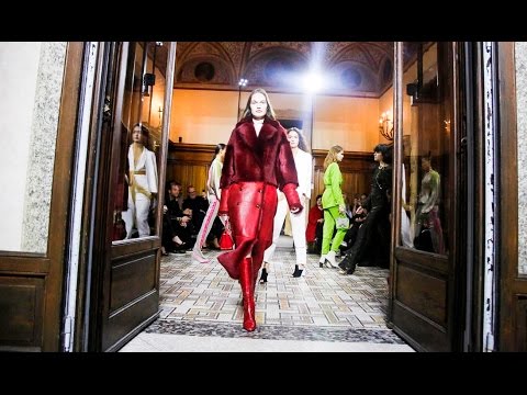 Vionnet | Fall Winter 2017/2018 Full Fashion Show | Exclusive