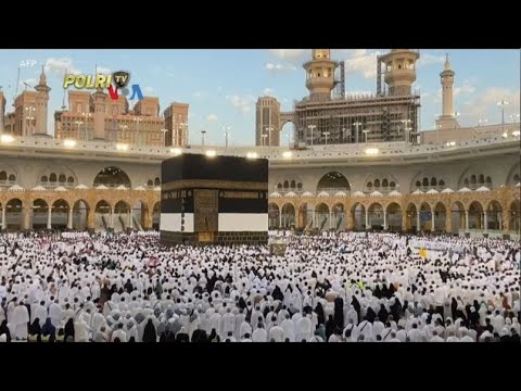 VOA : BERHAJI KE TANAH SUCI DARI AS GUNAKAN SISTEM DAFTAR ONLINE