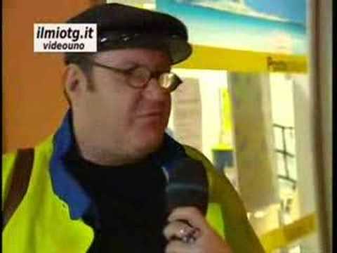 Intervista al postino Bruce Ketta di Zelig