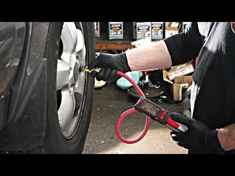 NEW Milton 580e Digital Tire Inflator Gauge