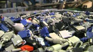 preview picture of video 'Millionen Tonnen Elektroschrott bleiben giftig'