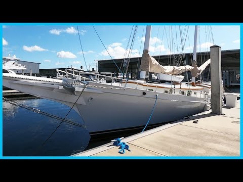 97. Dirt Cheap IMMACULATE 70' DREAM Aluminum Ship! [Full Yacht Tour] Learning the Lines