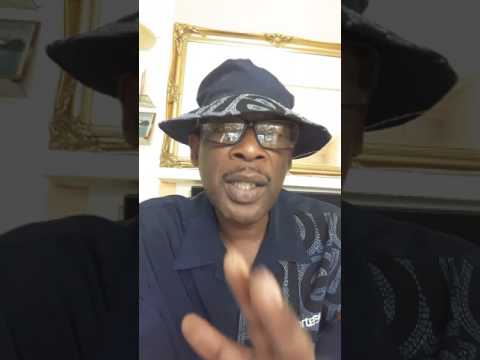 Tony Murray with the remix of the Sandy Boy.