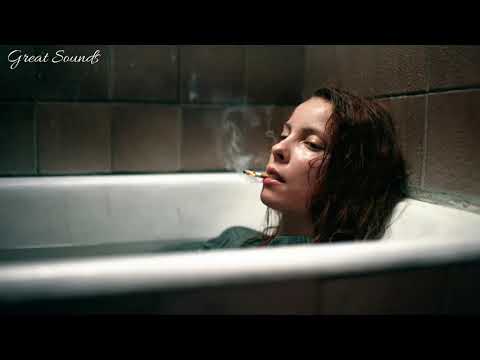 Sinego, CØDE - NADA (feat. Leonardo La Croix)