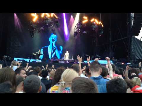Depeche Mode - Shake the Disease live in Vilnius, Lithuania (2013-07-27)