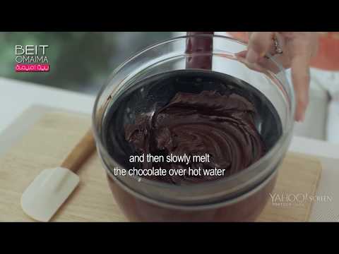 CHOCOLATE MOUSSE, CHOCOLATE GIFT PRESENTATION, STRAWBERRY DIPPED CHOCOLATES