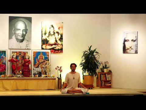 Fortgeschrittenes Pranayama mit Igor - Yoga Vidya Ashram Live - 6:00 Uhr 16.10.2021