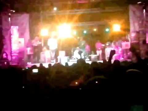 Ngaaka blinde et matadi frestyle sur scene