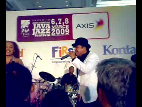 Lala Suwages Ft. Joeniar Arief @ Java Jazz 2009