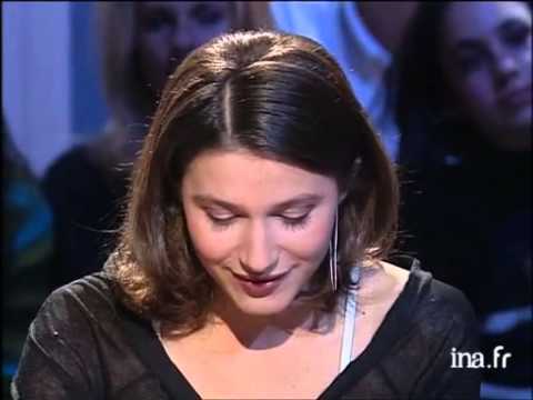 interview up and down Caroline Ducey - Archive INA