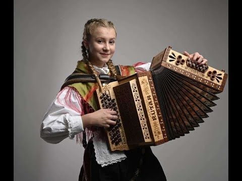 DANAJA GREBENC – Alpengold Spielereien