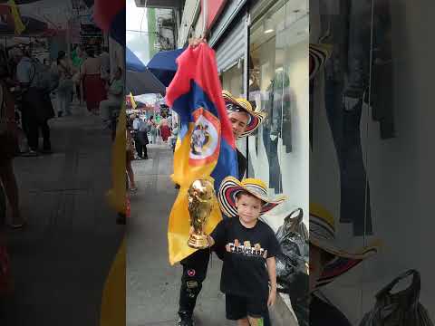 comercio informal en las calles de armenia Quindío Colombia