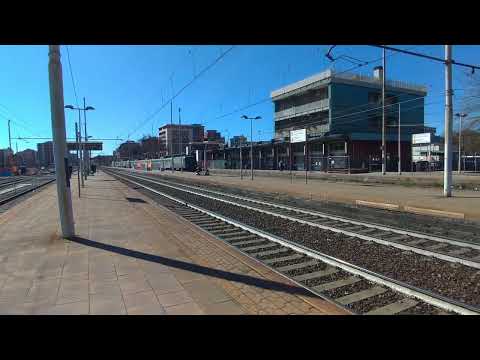 doppio treno per Chiasso a Sesto San Giovanni prima dei lavori della nuova stazione