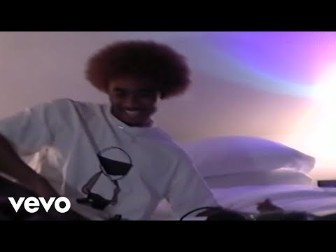 Dylan Sinclair - He's Not Me (Official Acoustic Video)