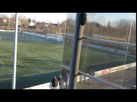 Uit tegen Bemmel. Doelpunt Kane