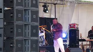 Gerald Albright performing "Anniversary"