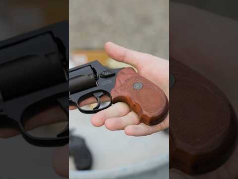 Pachmayr Guardian Grip for SW J Frame #concealedcarry #jframe #revolver #smithandwesson #edc #ccw