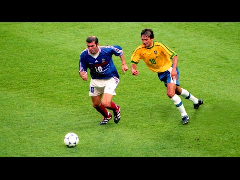 Zinedine Zidane - When Football Becomes Art