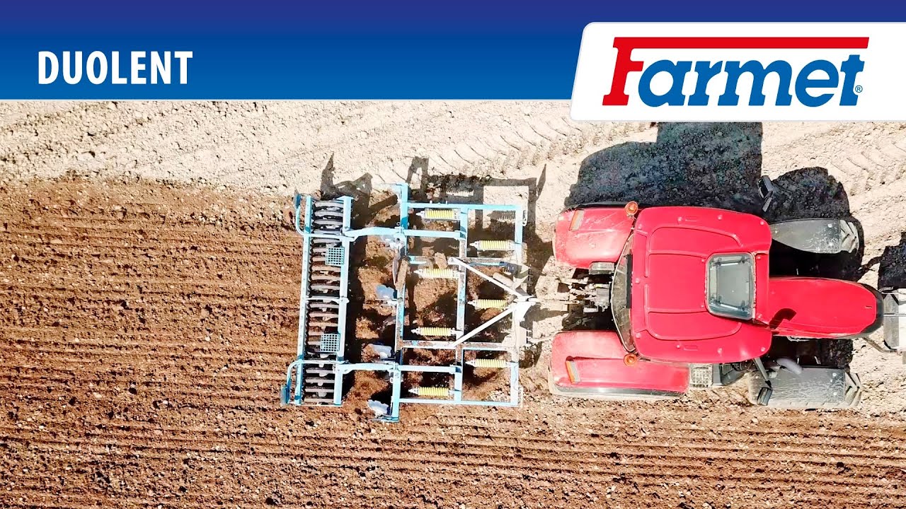 The tine cultivator Duolent completely aired and levelled the field, which was compacted after heavy spring rains. The machine perfectly loosened the soil profile with a set working depth of 25 cm.